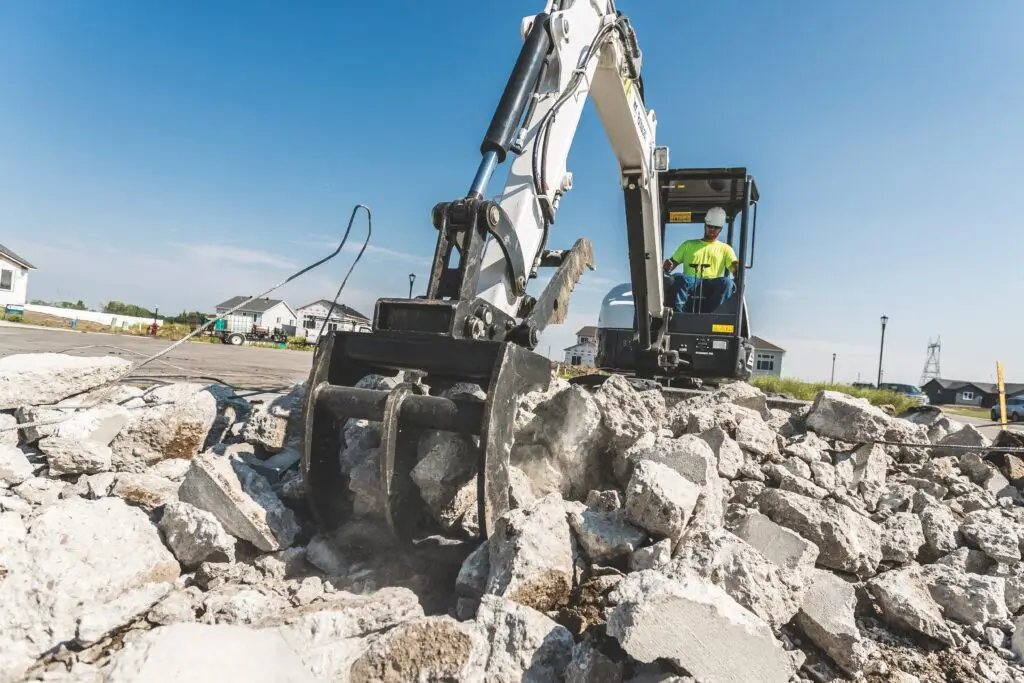 bobcat-e32 handling concrete removal
